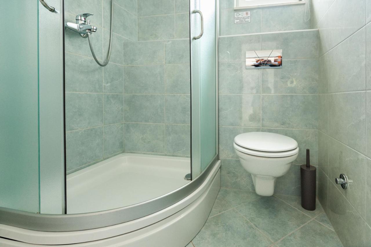 Apartments Lumaduma Трогир Екстериор снимка